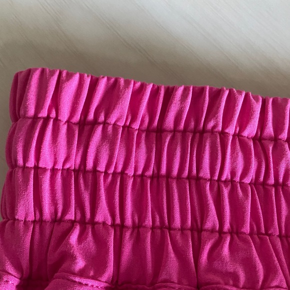 New lululemon athletica Women's hot  Pink 2.5 hotty Athletic Shorts sonic pink - Picture 8 of 8